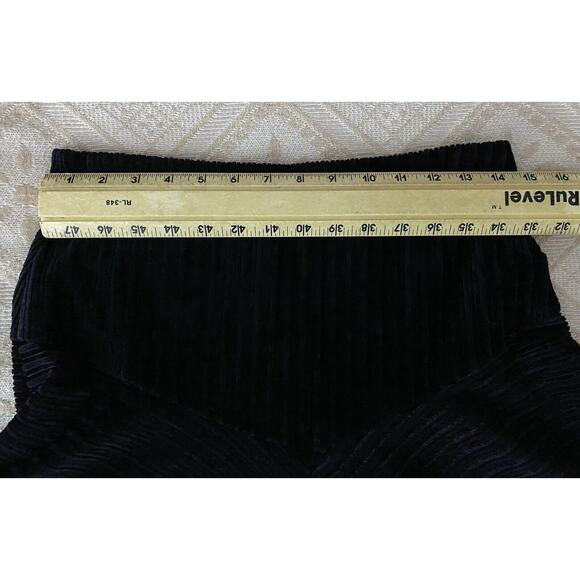 NWT Free People Camden Mini Sz M Black Corduroy V Flared Elastic Waist Skirt - Picture 12 of 13